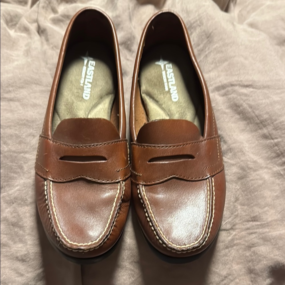 Eastland Brown Leather Loafers Slip-On Style